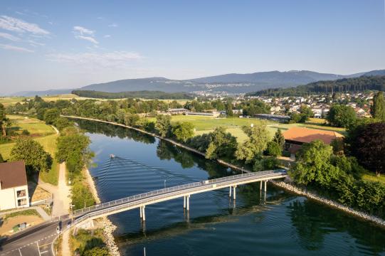 An der goldgelben Brücke